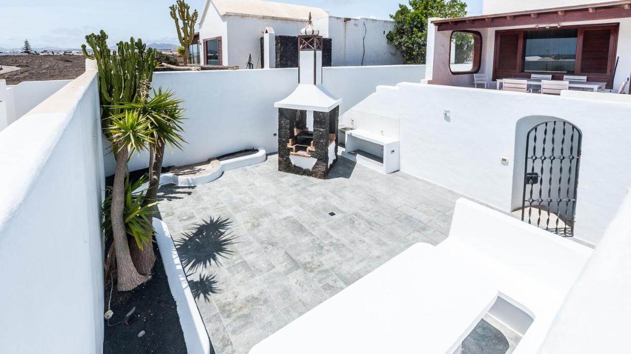 Magnifica Villa Al Lado Del Mar Arrecife  Exterior photo